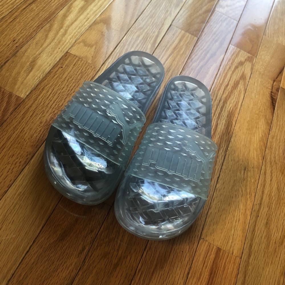 Clear jelly Fenty slides